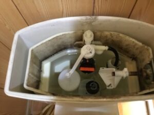 トイレタンク　水漏れ
